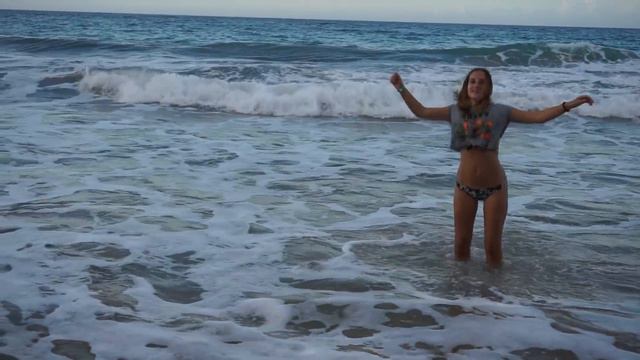 Доминикана. Дикий пляж Лимон с огромными волнами. Limon Beach смотреть онлайн
