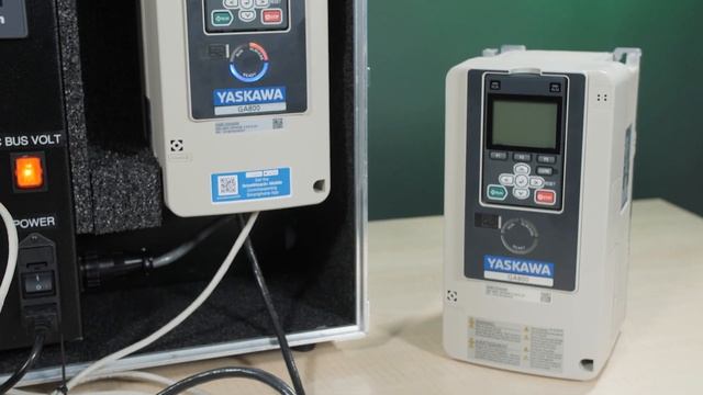 First look: Yaskawa GA800 ac drive for industrial applications смотреть онлайн