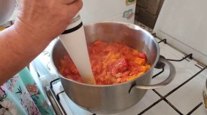 Что можно сделать из переспелых помидоров на зиму?
