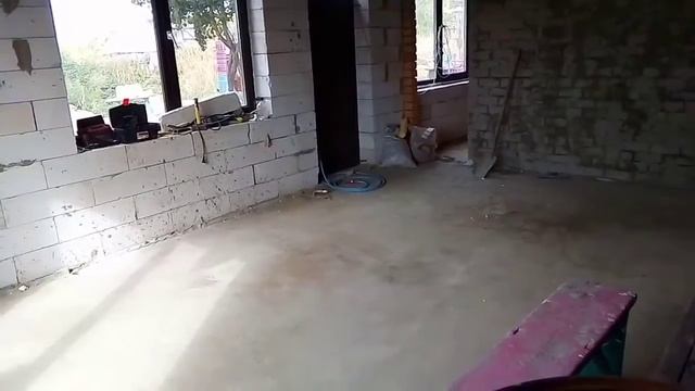 Штукатурка стен и перосъемная машина, урожай. смотреть онлайн