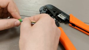 Коннектор RJ45 категории 6, со вставкой: 6PG-HU12XZ и 6PG-HS22XZ (версия применения фиксатора)