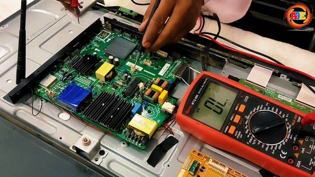 How To Repair 50 Inch LED TV One Time Backlight Blink Problem Inverter Installed - TP.HV553.PC821