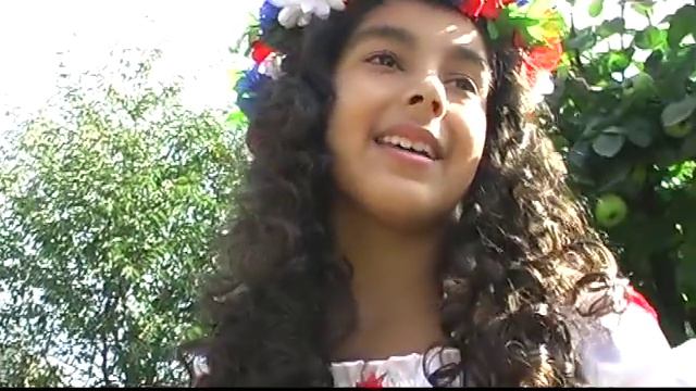 Украинка подолянка-Ukrainka Podolyanka(KUMAR KARINA).VOB смотреть онлайн