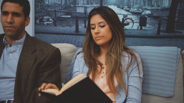 Yu-Be Moisturizing Skin Cream's Benjamin Button Effect (Funny Commercial) смотреть онлайн