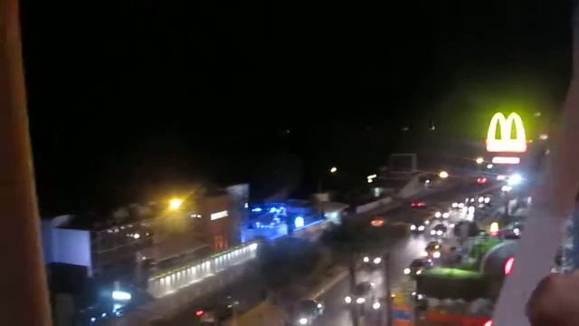 Лунапарк Oasis Лимассол Кипр Колесо обозрения смотреть онлайн