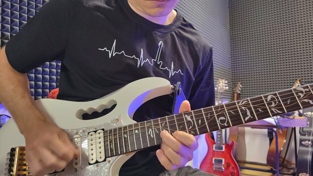 Igor Paspalj упражнение для развития переменного штриха Арпеджио 2 струны смотреть онлайн