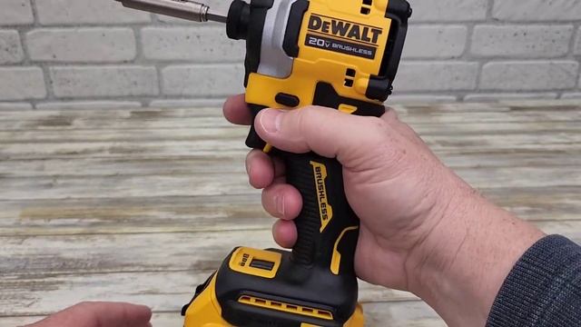 I LOVE NEW DEWALT Atomic 20V MAX 1/4