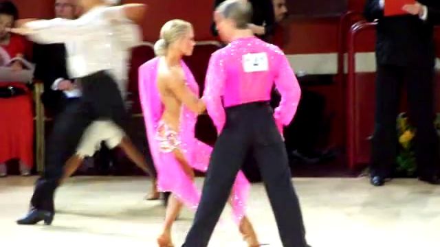 Riccardo & Yulia - Samba смотреть онлайн