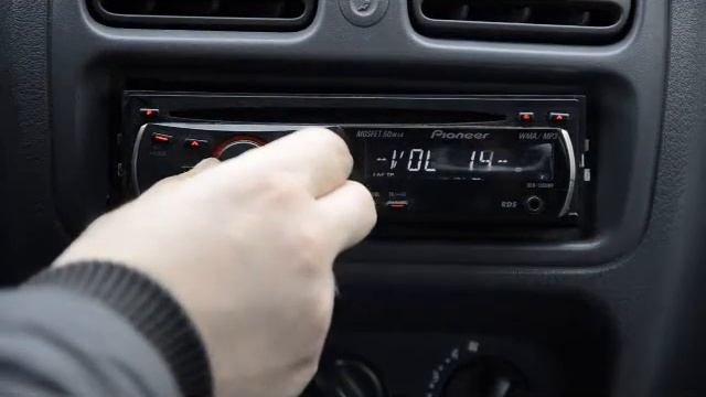 Pioneer DEH 1200MP смотреть онлайн