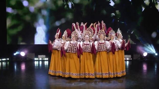 1255 Ансамбль народного танца Каблучок имени Киры Черданцевой Москва Хоровод Славянский венок смотреть онлайн