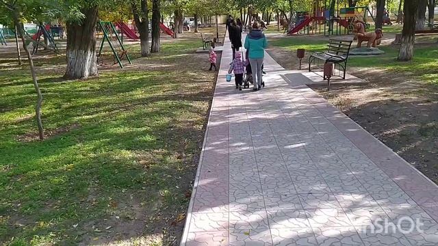 Таврийск. Херсонская область. Суперпарк. смотреть онлайн