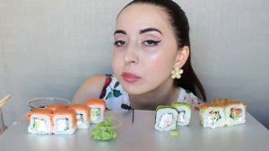 ВКУСНЕЙШИЕ РОЛЛЫ / СУШИ MUKBANG asmr Ayka Emilly