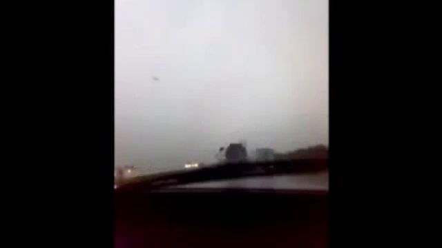 Удар молнии в бензовоз смотреть онлайн