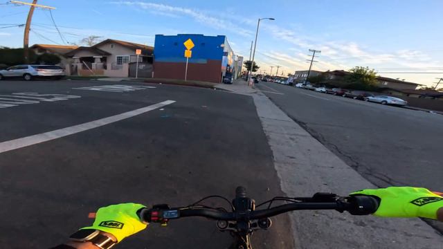 RIDING MY SURRON IN LA COMPTON GANG ZONES AND I'LL NEVER GO AGAIN..