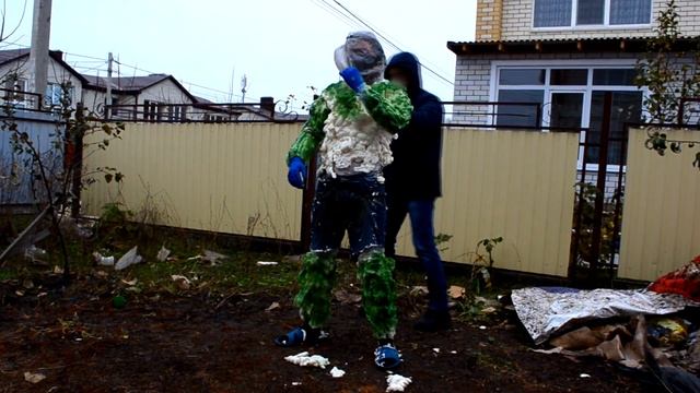 ✅ ХАЛК из ПЕНЫ | РЕАКЦИЯ ЛЮДЕЙ на КОСТЮМ ХАЛКА из МАРВЕЛ смотреть онлайн