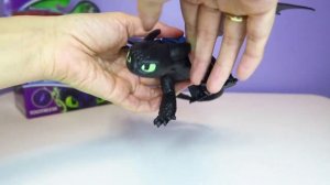 Фигурка дракона "Беззубик", бренд Spin Master