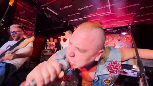 КРАСНАЯ ПЛЕСЕНЬ - АРИЯ ИВАНА. смотреть онлайн