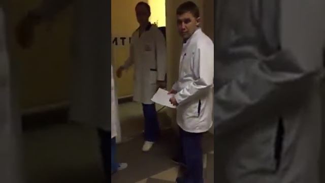 Ножевое ранение и халатное отношение врачей в Петербурге смотреть онлайн