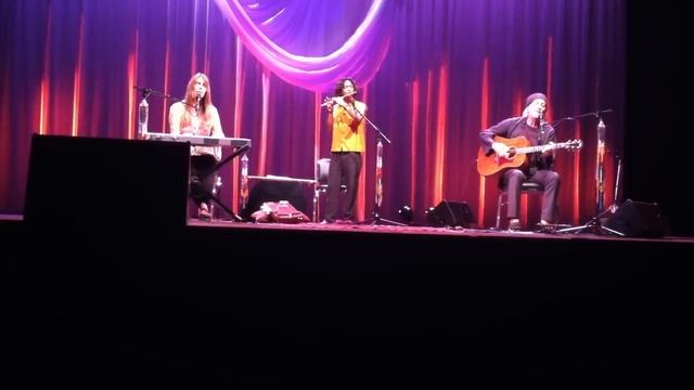 "Narasimha" Deva Premal & Miten with Manose Durham NC October 12,2011 смотреть онлайн