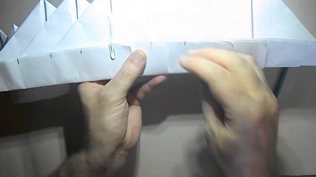 Как сделать корону для принцессы своими руками из листов бумаги А4 и скрепок? смотреть онлайн