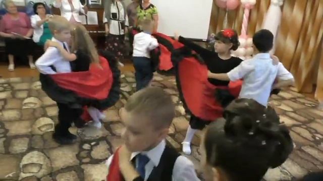 Испанский танец смотреть онлайн