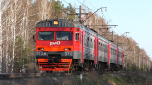 "В глухом лесу". ЭТ2М-076 сообщением Егоршино - Нижний Тагил