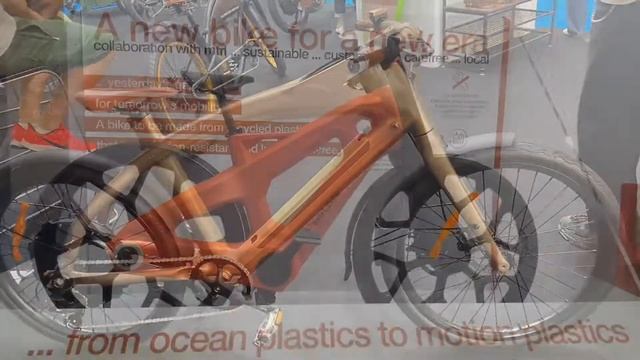 TOP 10 INGENIOUS E-BIKES FROM 2022 EUROBIKE смотреть онлайн