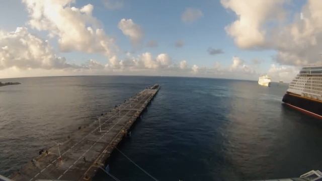 Philipsburg, Sint Maarten - Jewel of the Seas Arrival Time Lapse HD (2015) смотреть онлайн