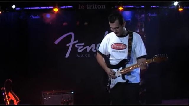 Fender Dave Murray Strat + Super-Sonic смотреть онлайн
