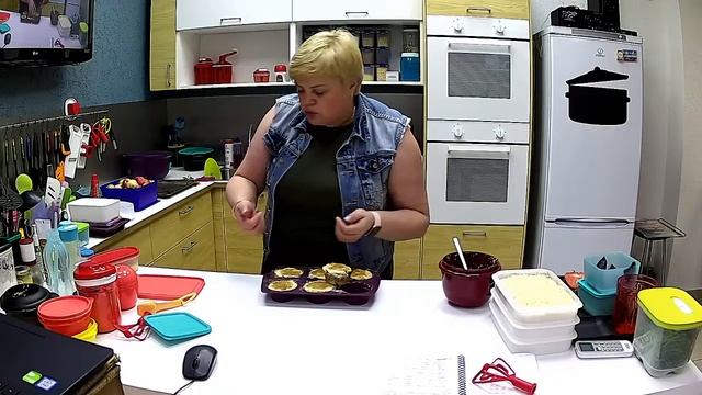 Вечер с Натальей Сербиной (Яблочный пирог, французский салат с яблоками) смотреть онлайн