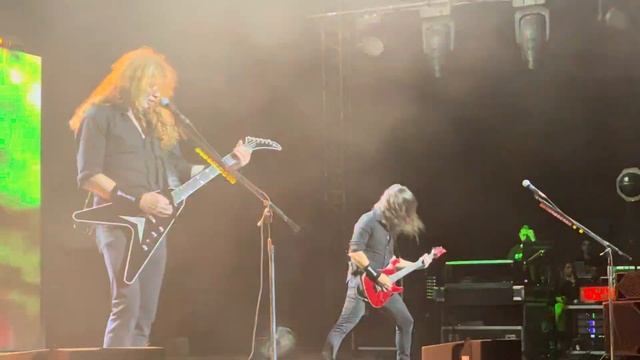 Megadeth- Holy Wars // Live in Orange, France, August 8th 2023 смотреть онлайн