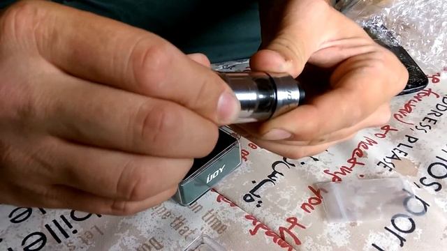 Распаковка iJOY Tornado RDTA T4 смотреть онлайн