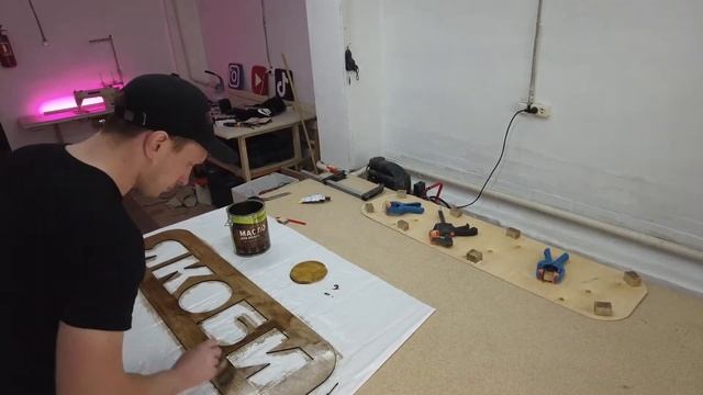 Как сделать неоновую вывеску | Неон своими руками смотреть онлайн