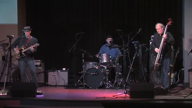 Tickled Pink Electric Trio "Straight Line" Cincinnati Blues/Rock/Soul Band смотреть онлайн