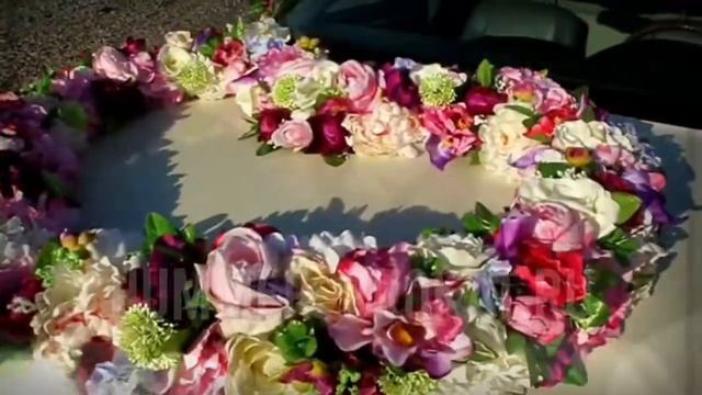 Лимузин Крайслер с сердцем сиренево-белым смотреть онлайн