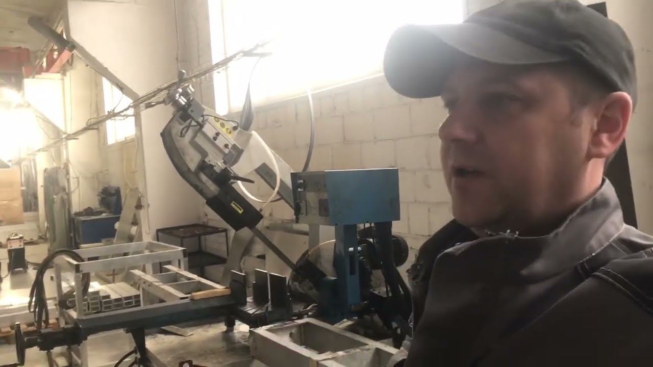 Видеообзор Ленточнопильный станок Metalltec BS250 в работе у клиента уже полгода ПОЛЕТ НОРМАЛЬНЫЙ смотреть онлайн