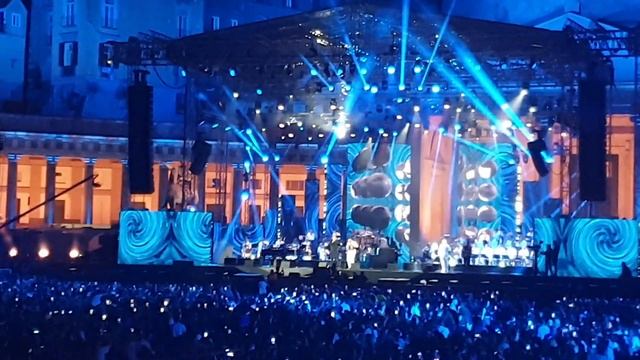 Biagio Antonacci e Gigi D'Alessio 26 Maggio 2023 Apertura concerto Napoli Piazza del Plebiscito смотреть онлайн