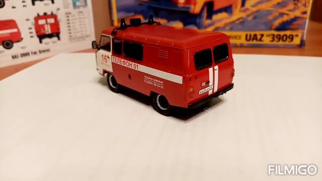 UAZ 3909 Zvezda Fire Service 1/43 Part. 2 смотреть онлайн