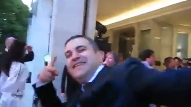 Медведев танцует Американ бой .::. Medvedev dance American boy смотреть онлайн