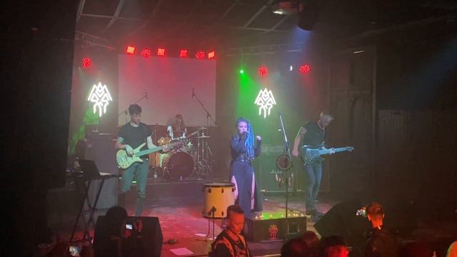 Манили дали. MOSSS смотреть онлайн