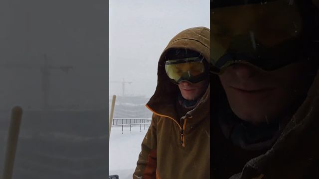 Из-под покрова тьмы ночной – Уильям Эрнст Хенли стих - НЕПОКОРЁННЫЙ. смотреть онлайн