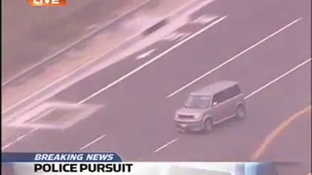 сумашедшая погоня на Toyota BB Police Pursuit смотреть онлайн