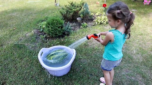 VLOG Жизнь на даче, Виталина варит компот, готовим попкорн смотреть онлайн