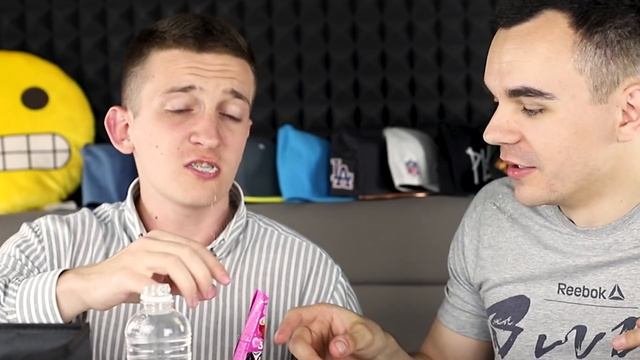 ЕДА ИЗ ЧЕРНОЙ КОРОБКИ, ТРОЛЛИНГ ОТ ФРЕДДИ И ЯРИКА - Food Box Challenge смотреть онлайн