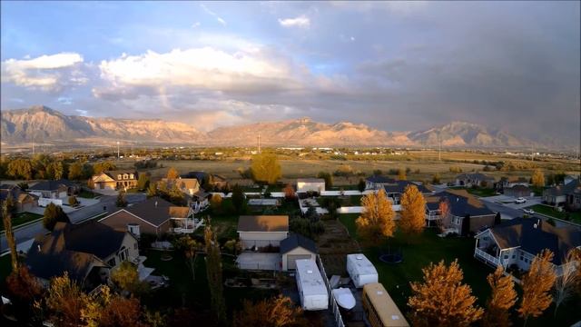 Drone Break: flying around the house (Xiro Xplorer) смотреть онлайн