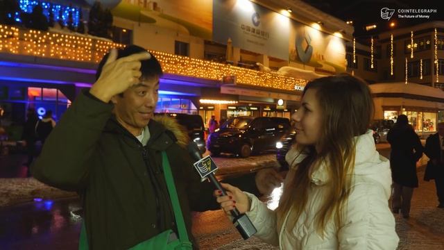 Cryptocurrency on the streets of Davos смотреть онлайн