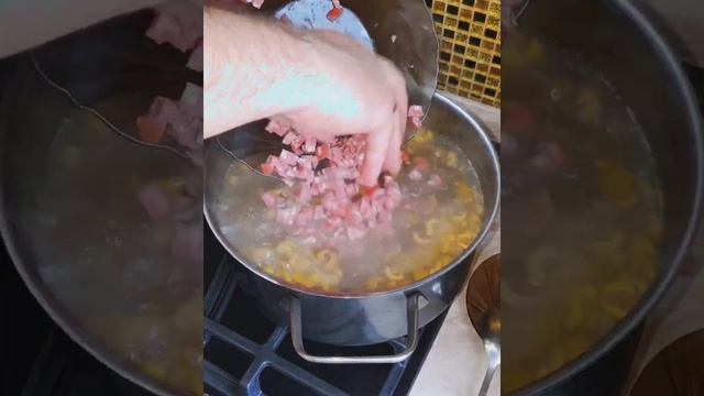 солянка? #первоеблюдо #горячее #солянкарецепт #вкусныйсуп #любимаяедасына #красиваяподача #супмясно