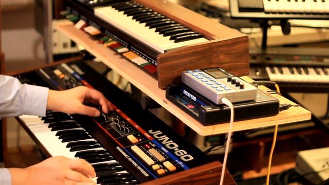 Early '80s Synth Pop with SH-1000, Juno-60, DR-110, MidiVerb смотреть онлайн