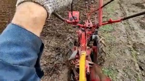 Вспашка мотоблоком с оборотным плугом-2022.11