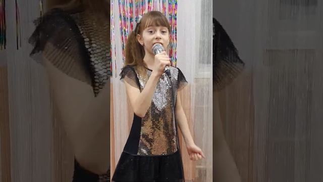 Лапина Дарья "Не малышка" смотреть онлайн